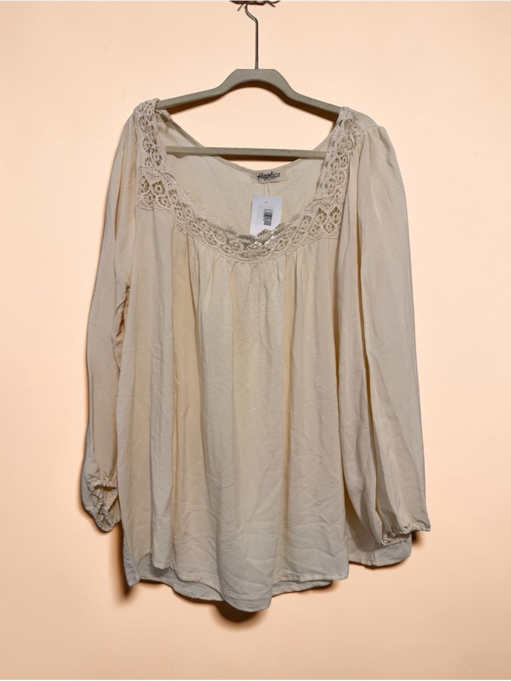 Haptics Women's Cream Lace-Trim Long Sleeve Peasant Top